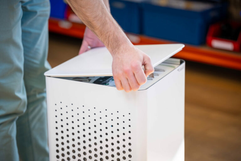 filtre-hepa image d'un purificateur d'air équipé d'un filtre HEPA